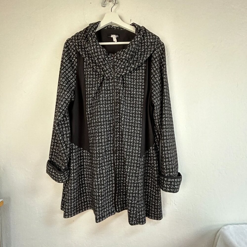 Moonlight Women’s Abstract Geometric Tunic Coat Black White Cowl Neck Zip Up XXL